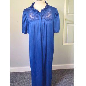 Vintage Lace Robe